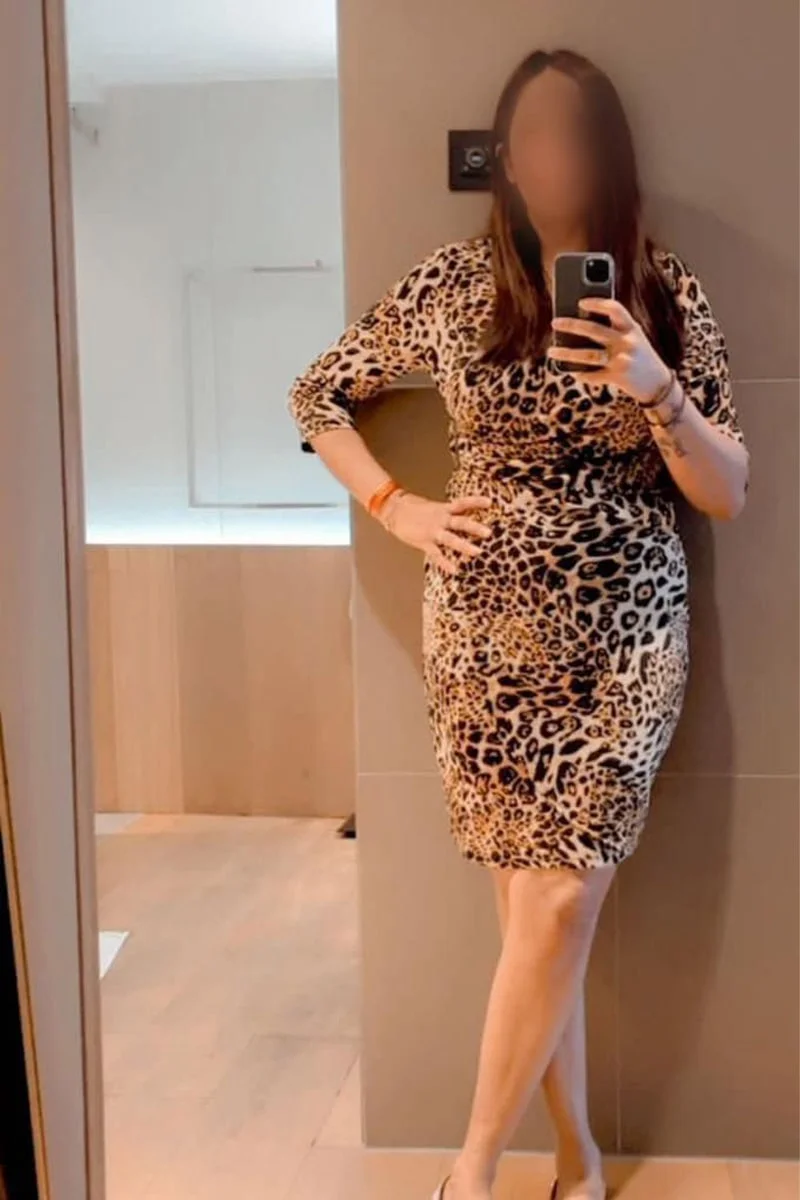 female Call Girls in Kolkata